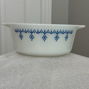 Vintage Pyrex 472 1.5 PINT White Snowflake Garland Casserole Dish NO LID